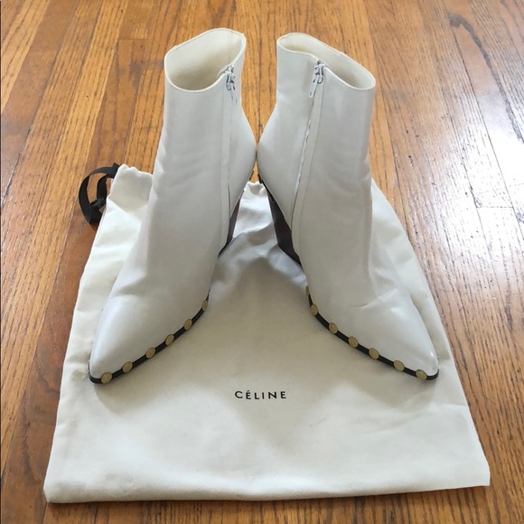 Celine Shoes - Worn once Celine rodeo boot in white size 39